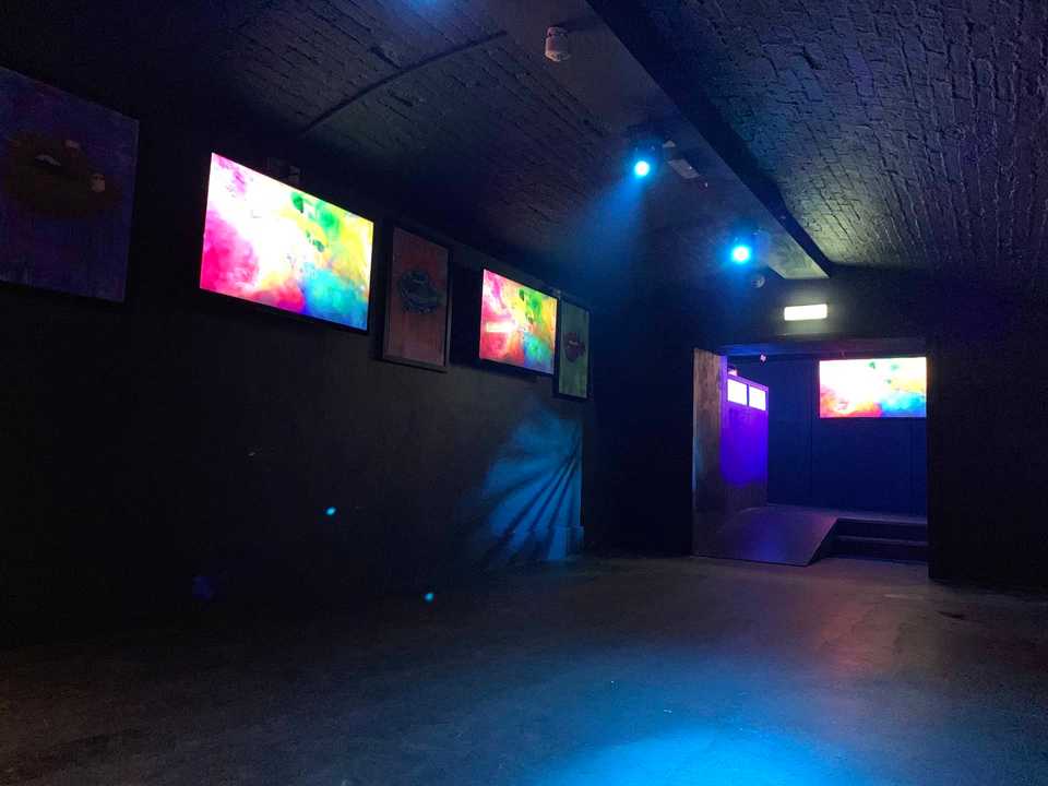 Gallery Plush Oxford